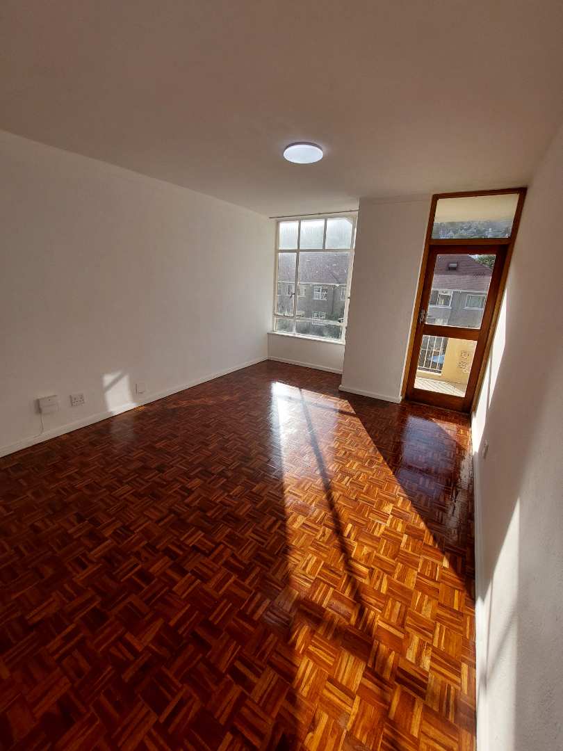 To Let 2 Bedroom Property for Rent in Tamboerskloof Western Cape
